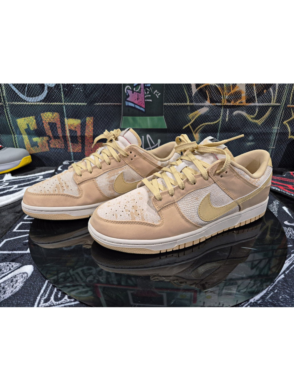 Nike Dunk Low Light Orewood Snakeskin Men’s Low Top Sneakers Lace Up HJ5777-101